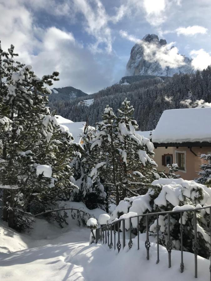 Charme Hotel Uridl Santa Cristina Val Gardena Ngoại thất bức ảnh