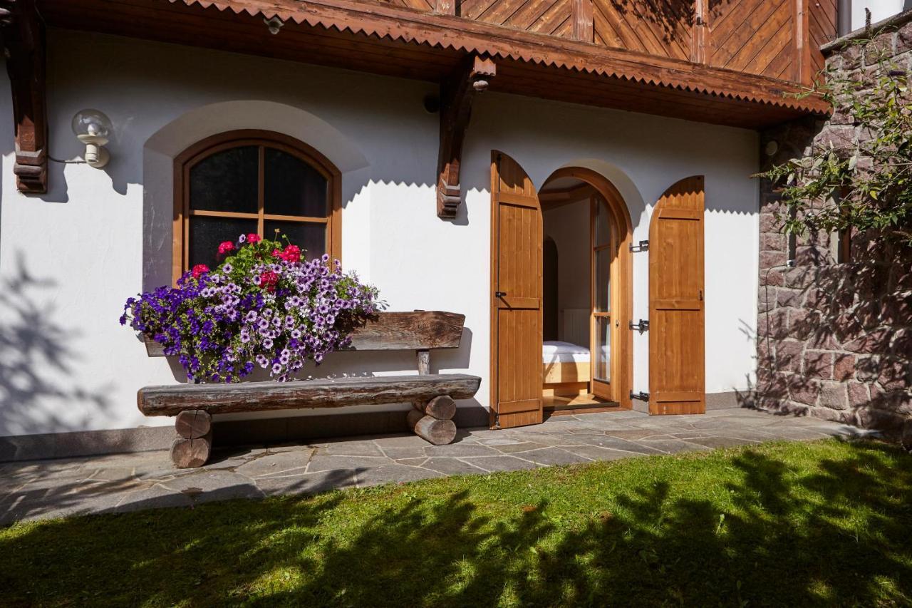 Charme Hotel Uridl Santa Cristina Val Gardena Ngoại thất bức ảnh