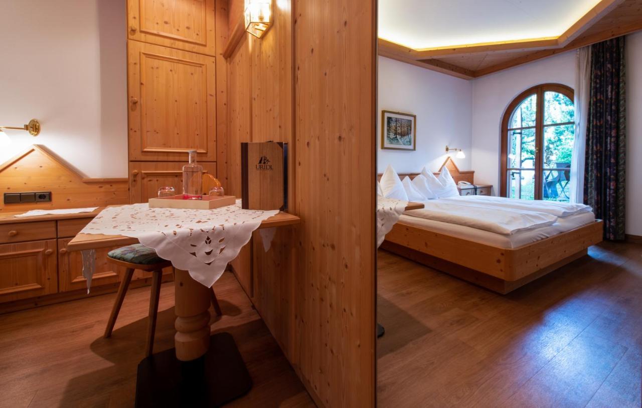 Charme Hotel Uridl Santa Cristina Val Gardena Ngoại thất bức ảnh