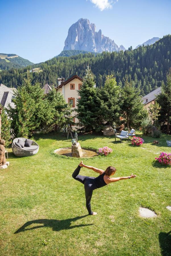 Charme Hotel Uridl Santa Cristina Val Gardena Ngoại thất bức ảnh