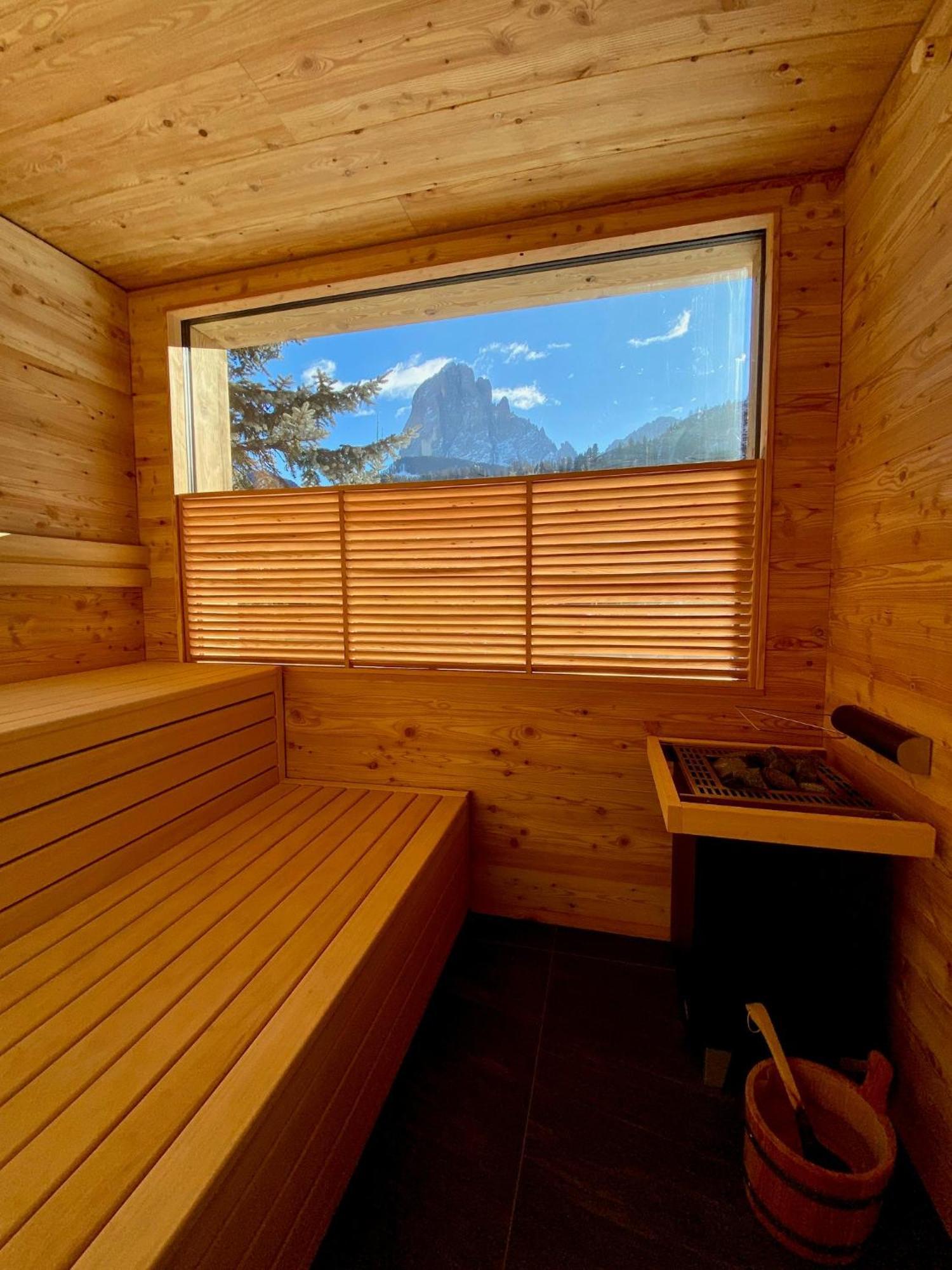 Charme Hotel Uridl Santa Cristina Val Gardena Ngoại thất bức ảnh
