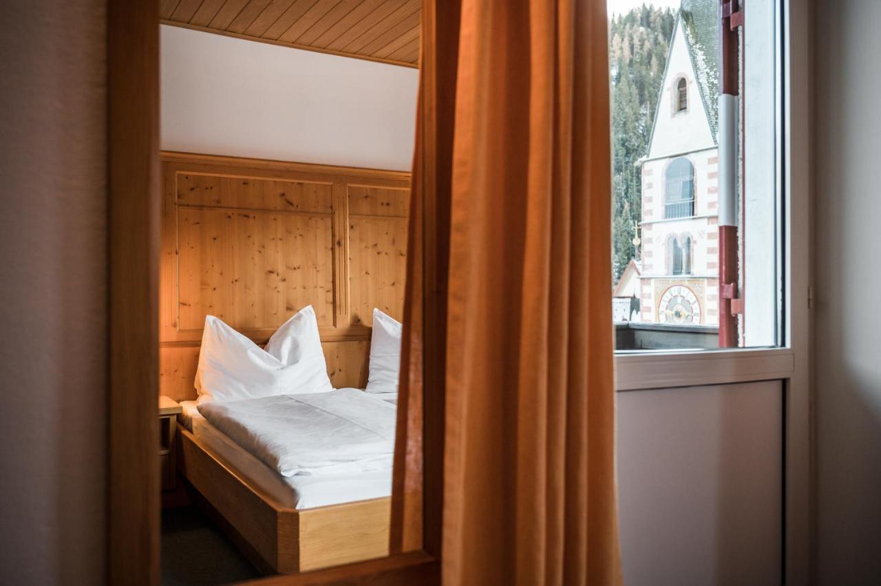 Charme Hotel Uridl Santa Cristina Val Gardena Ngoại thất bức ảnh