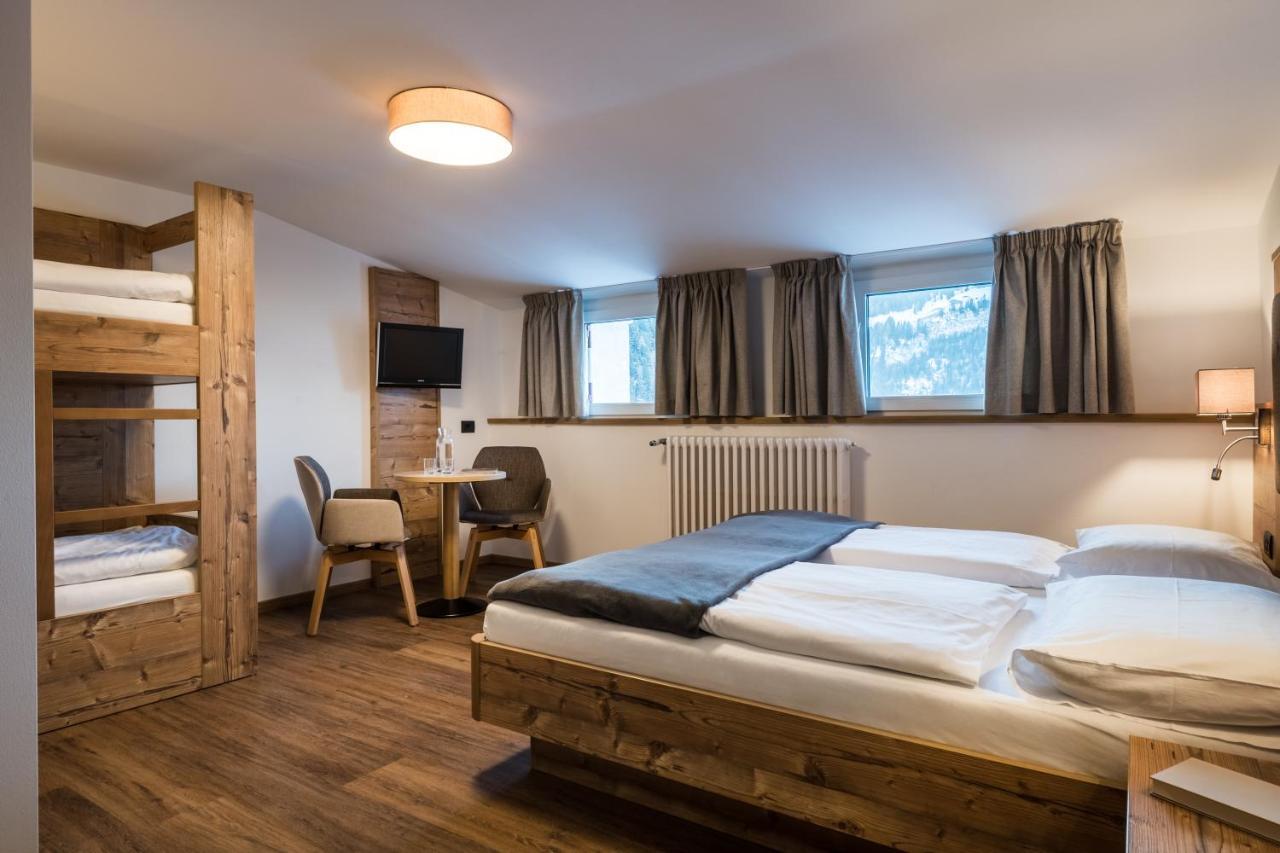 Charme Hotel Uridl Santa Cristina Val Gardena Ngoại thất bức ảnh