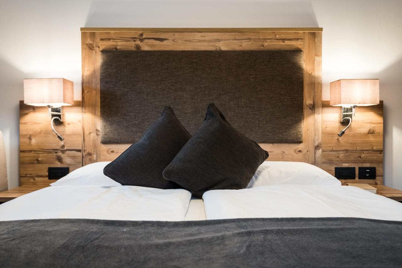 Charme Hotel Uridl Santa Cristina Val Gardena Ngoại thất bức ảnh